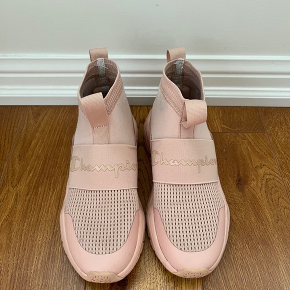 CHAMPION WOMENS PINK RUNNING SHOES SIZE 6 - Picture 2 of 2